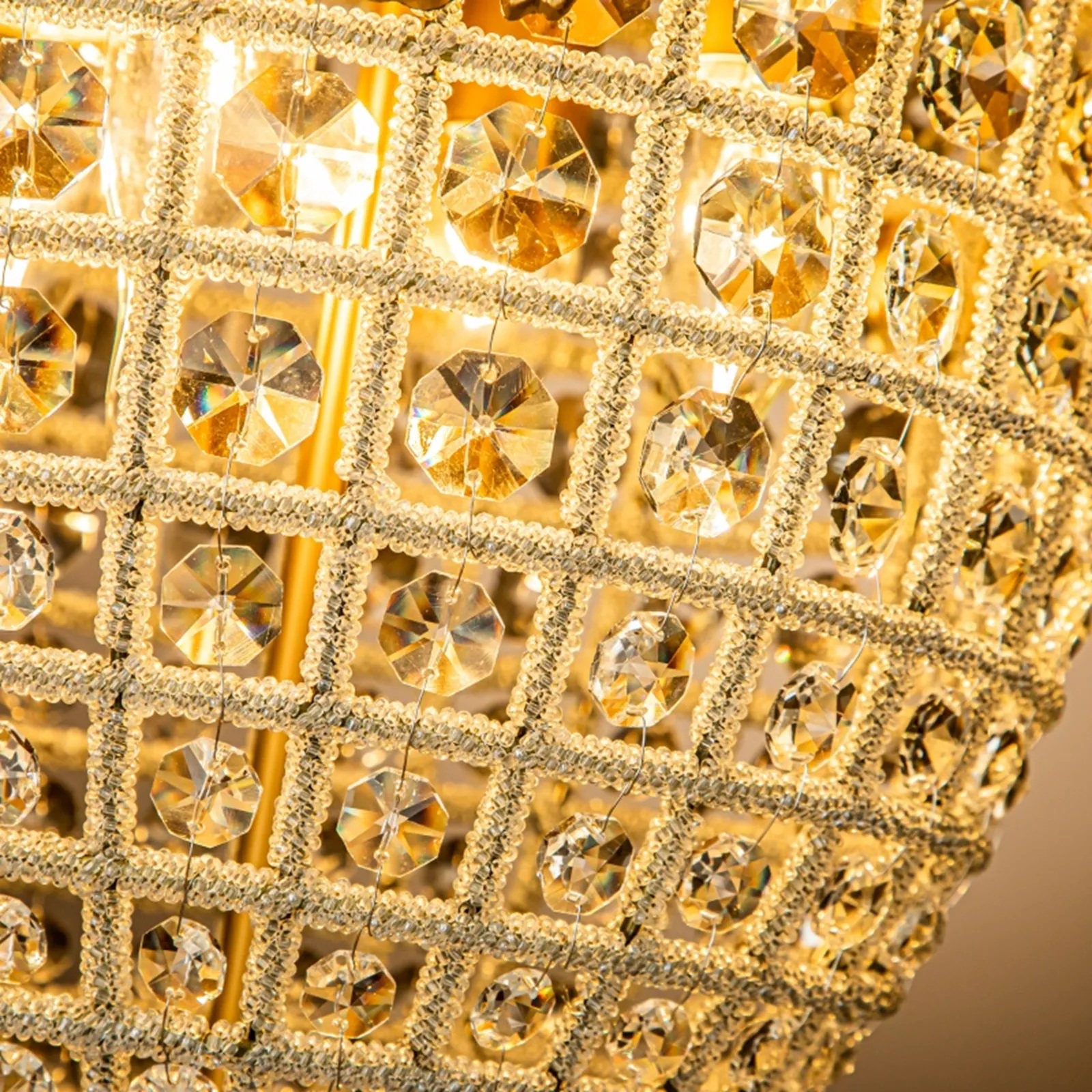 Laevalgusti Empire - Image 4