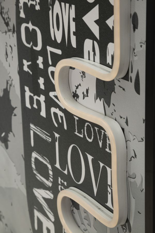 Seinapilt Love LED - Image 4